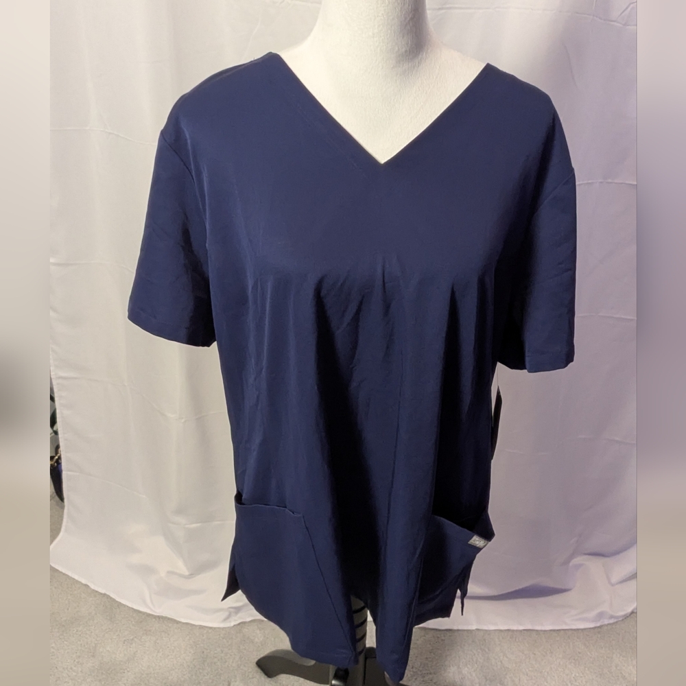 NWT‎ Soulful Scrubs 2X Navy Chloe Top - Short Sleeve